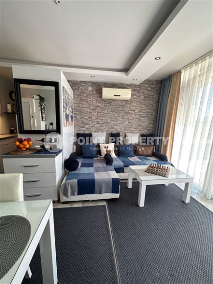 Small new apartment with furniture and household appliances on the 1st floor 300 meters from the beach.-id-4601-photo-2