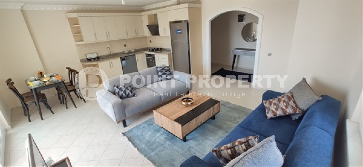 Atmospheric three-room apartment 120 m2 with furniture, Mahmutlar district-id-4604-photo-1