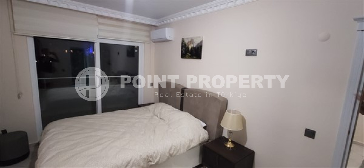 Atmospheric three-room apartment 120 m2 with furniture, Mahmutlar district-id-4604-photo-6