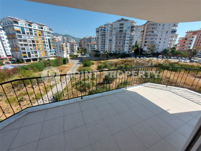 Квартира с двумя спальнями, 110м², с видом на горы, с ремонтом, у моря в Тосмуре, Аланья-id-1377-фото-17