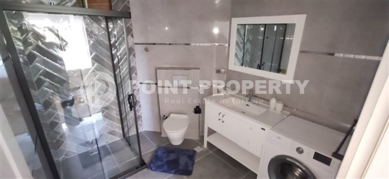 Atmospheric three-room apartment 120 m2 with furniture, Mahmutlar district-id-4604-photo-8