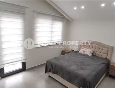 Small three-room penthouse 145 m2 in a residence built in 2021, Mahmutlar district-id-4605-photo-4