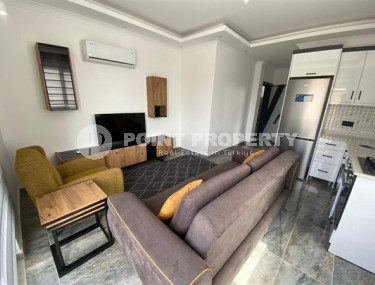 Классическая квартира с планировкой 1+1 в резиденции в 200 метрах от моря, Кестель-id-4608-фото-2