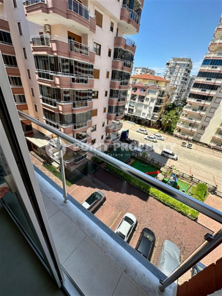 Inexpensive one-room studio 40 m2 with a balcony, Mahmutlar district-id-4609-photo-5