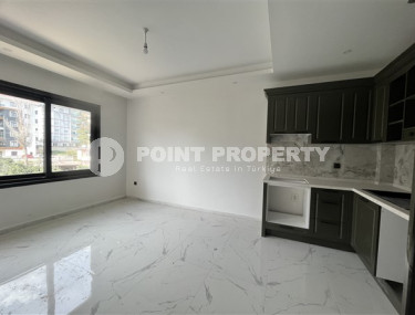 Компактная новая квартира, общей площадью 48 м2, на 3-м этаже с видом на Торосские горы.-id-4617-фото-1