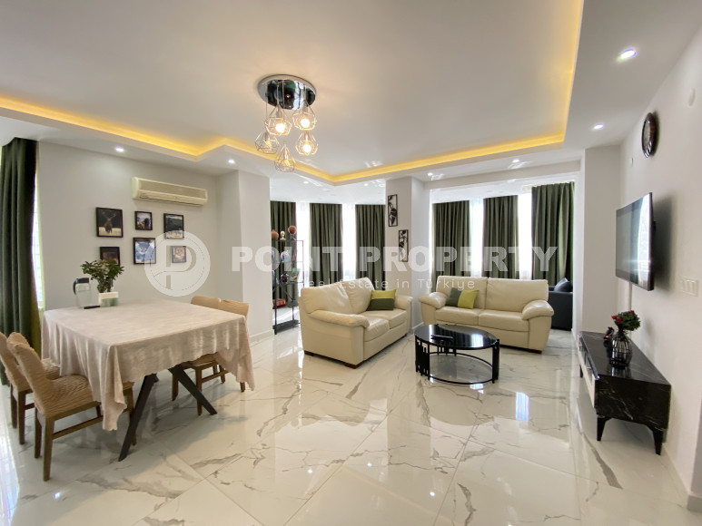 Трехкомнатные апартаменты для аренды в резиденции с бассейном в районе Махмутлар, Аланья.-id-4625-фото-1