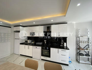 Three-room apartment for rent in a residence with a swimming pool in Mahmutlar, Alanya.-id-4625-photo-3