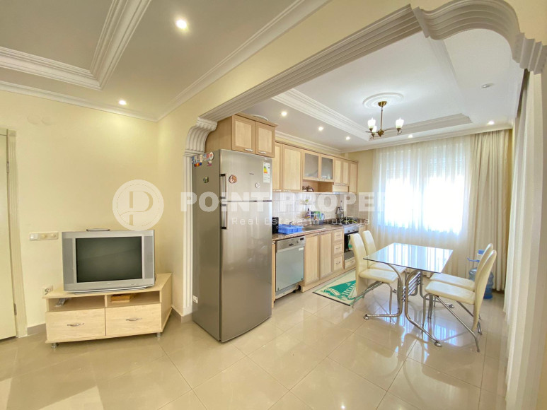Apartment for a family with two bedrooms in a complex with a swimming pool. Both, 200 m from the sea.-id-4626-photo-3