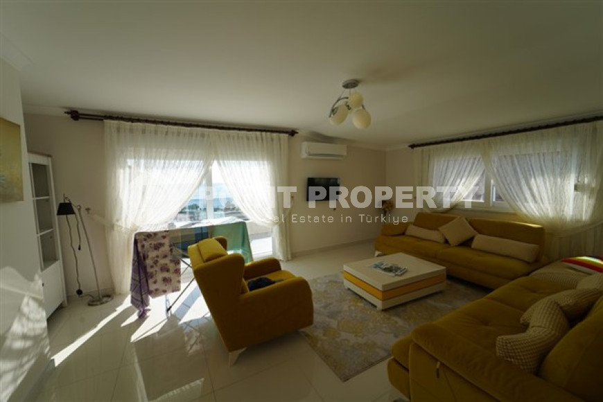 Меблированный дуплекс-пентхаус 3+1, 185м², с видом на море в районе Кестель, Аланья-id-1379-фото-21