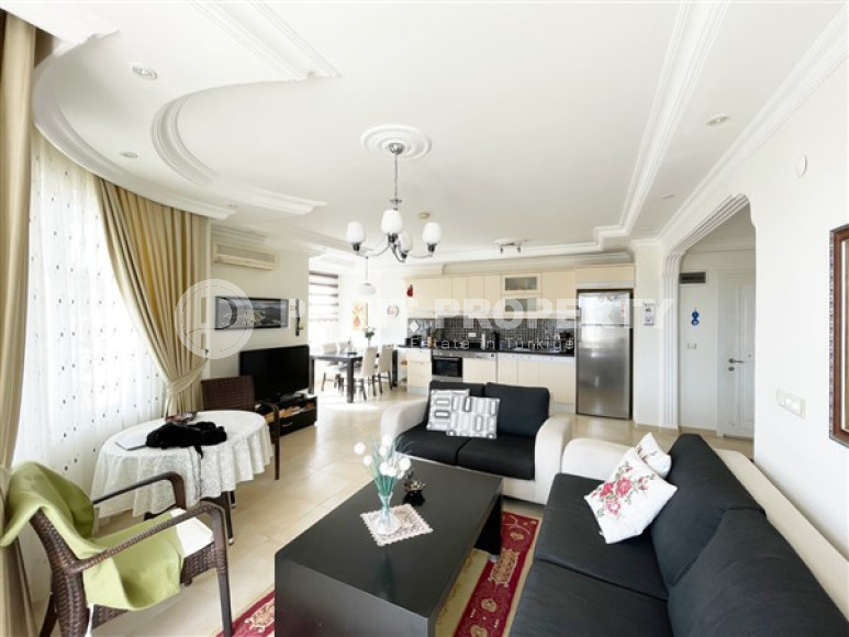 Equipped three-room apartment 115 m2 with two balconies and furniture, Mahmutlar district-id-4629-photo-1