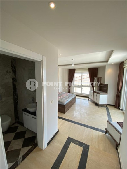 Comfortable duplex villa 215 m2 with access to the roof of the building, Bektash district-id-4631-photo-7