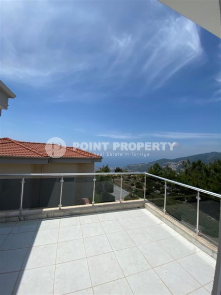 Comfortable duplex villa 215 m2 with access to the roof of the building, Bektash district-id-4631-photo-11