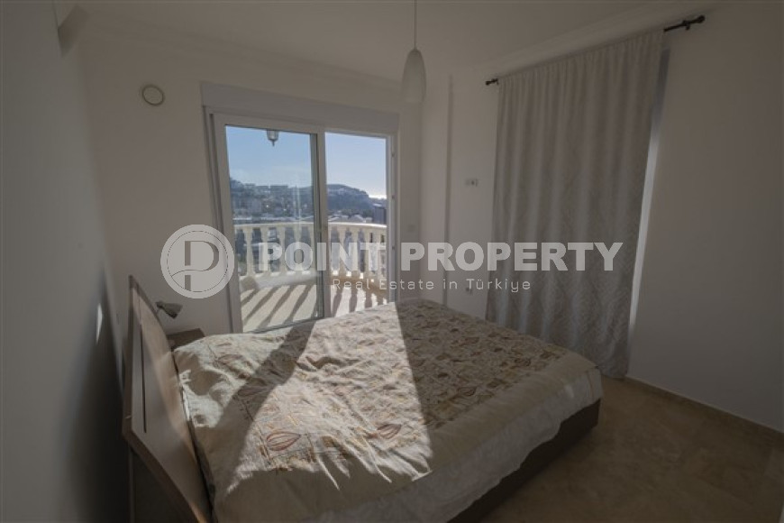 Spacious villa of 200 m2 with furniture and beautiful views from the balconies and terraces, Konakli district-id-4636-photo-5