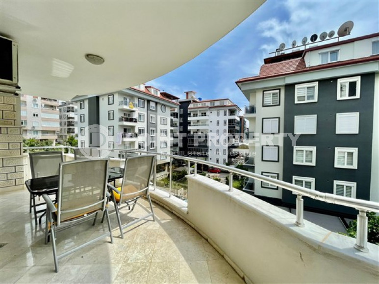 Spacious, bright one-bedroom apartment a kilometer from the sea in a prestigious, landscaped area of Alanya - Cikcilli.-id-4637-photo-8