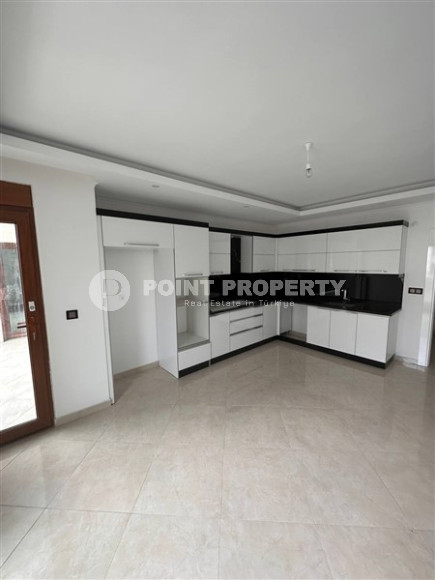 Large five-room apartment in a newly built residence 2022, Alanya center-id-4647-photo-2