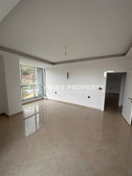 Large five-room apartment in a newly built residence 2022, Alanya center-id-4647-photo-3