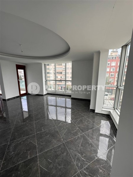 Large five-room apartment in a newly built residence 2022, Alanya center-id-4647-photo-8
