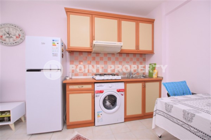 Cozy apartment with furniture on the 3rd floor of a house 200 meters from the Mediterranean Sea, Oba district-id-4650-photo-2