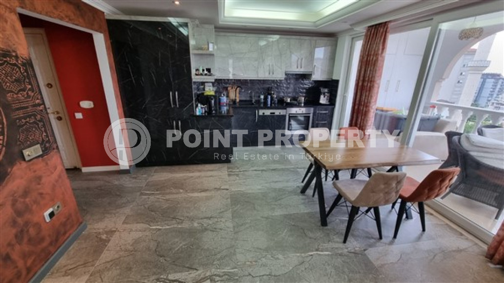 Трёхкомнатная квартира 95 м2 с оригинальным дизайном и двумя обзорными балконами, Джикджилли-id-4653-фото-2