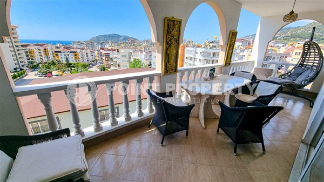 Трёхкомнатная квартира 95 м2 с оригинальным дизайном и двумя обзорными балконами, Джикджилли-id-4653-фото-9