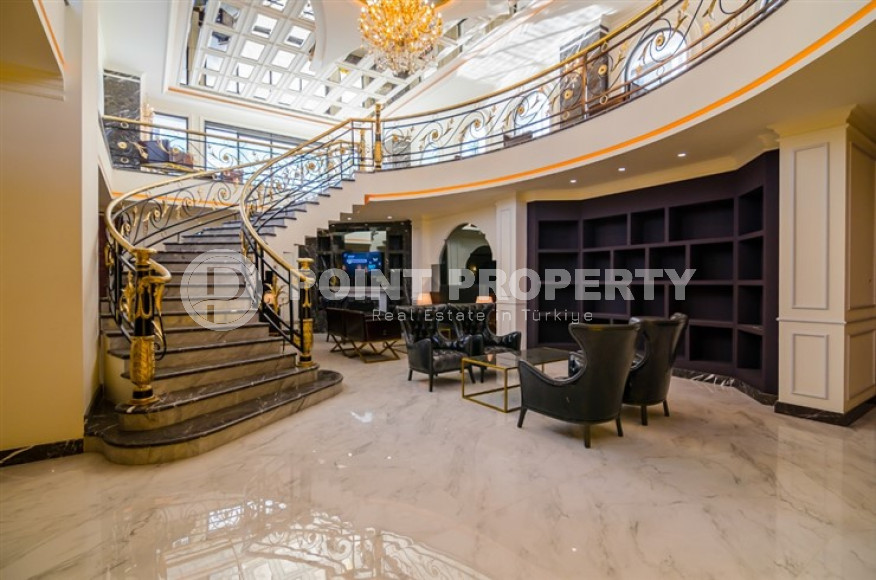 Exquisite apartment with an area of 101 m2 and two balconies 100 meters from the sea, Alanya center-id-4655-photo-11