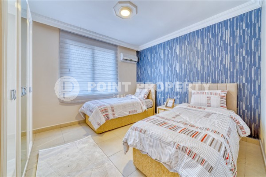 Трёхкомнатные современные апартаменты, новая мебель, 200 м к морю.-id-4657-фото-8