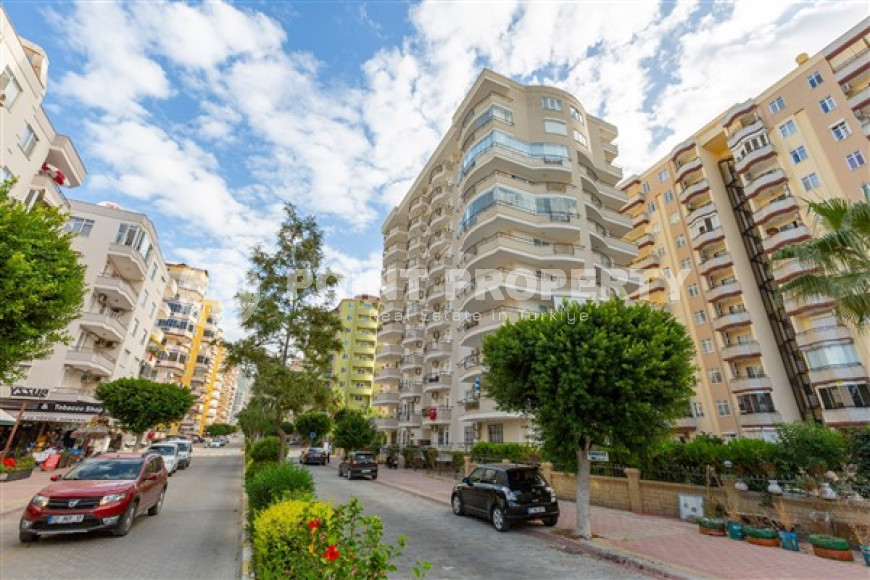 Трёхкомнатные современные апартаменты, новая мебель, 200 м к морю.-id-4657-фото-22