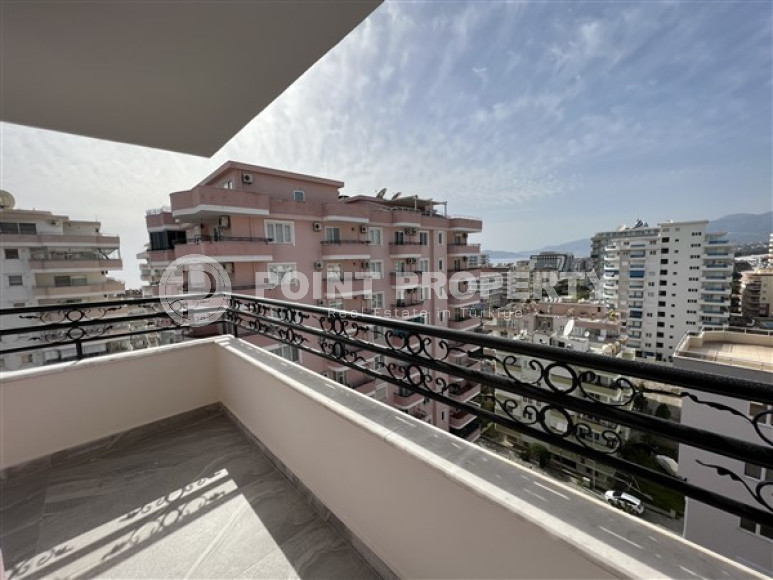 Luxurious duplex 4+1, 250m², in the western part of Mahmutlar, Alanya, 200m from the Mediterranean Sea-id-1382-photo-2