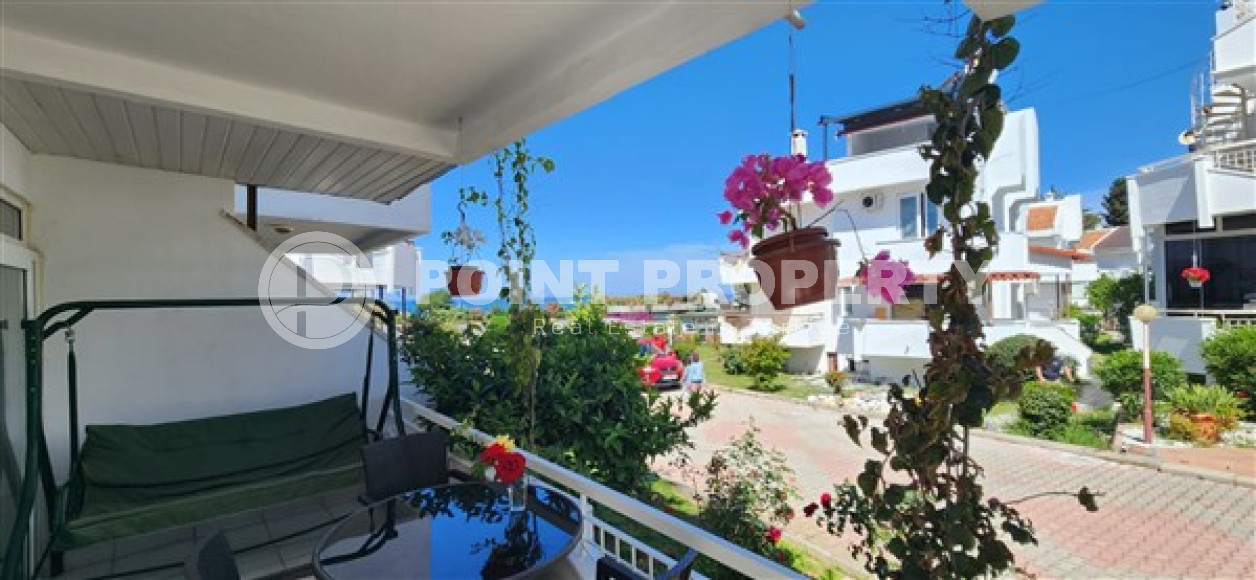 Отдельно стоящая двухэтажная вилла 4+1 в комфортабельном комплексе с бассейном и садом.-id-4659-фото-19