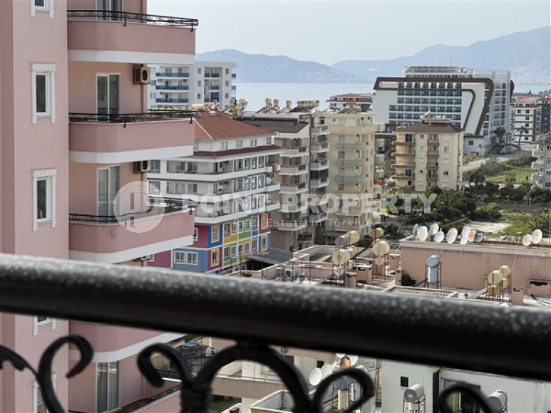 Luxurious duplex 4+1, 250m², in the western part of Mahmutlar, Alanya, 200m from the Mediterranean Sea-id-1382-photo-8