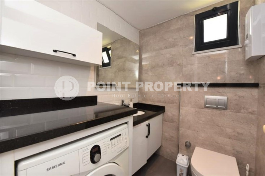 Modern furnished 1+1 apartment 500 meters from the beach in the center of Alanya.-id-4662-photo-4