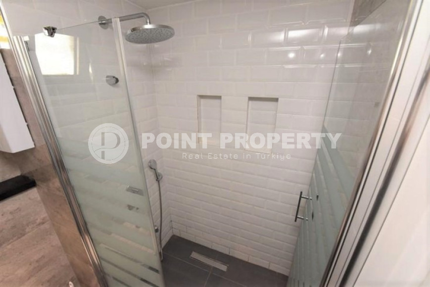 Modern furnished 1+1 apartment 500 meters from the beach in the center of Alanya.-id-4662-photo-5