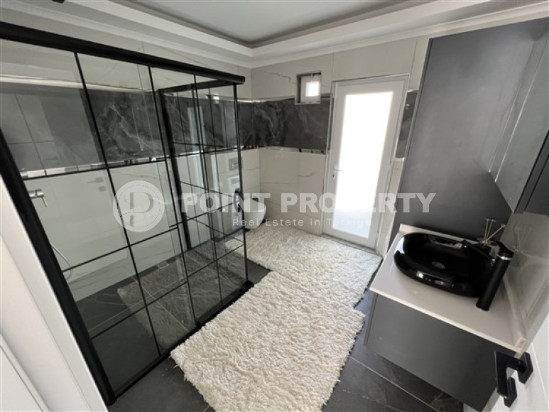 Luxurious duplex 4+1, 250m², in the western part of Mahmutlar, Alanya, 200m from the Mediterranean Sea-id-1382-photo-11