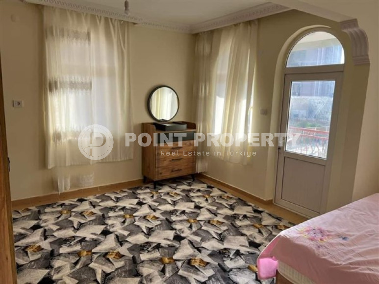 Двухэтажная вилла 3+1 с собственным садом в 150 метрах от пляжа в районе Конаклы.-id-4667-фото-5