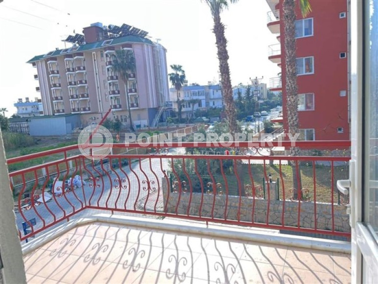 Двухэтажная вилла 3+1 с собственным садом в 150 метрах от пляжа в районе Конаклы.-id-4667-фото-7