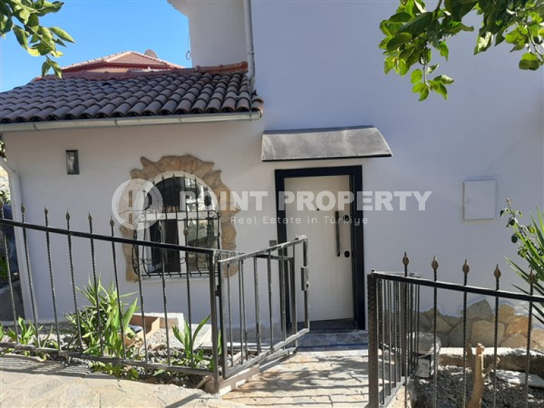 Красивая четырёхкомнатная вилла с общей площадью 180 м2 в районе Авсаллар-id-4670-фото-12