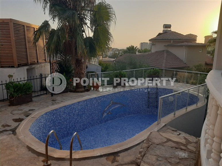 Красивая четырёхкомнатная вилла с общей площадью 180 м2 в районе Авсаллар-id-4670-фото-16