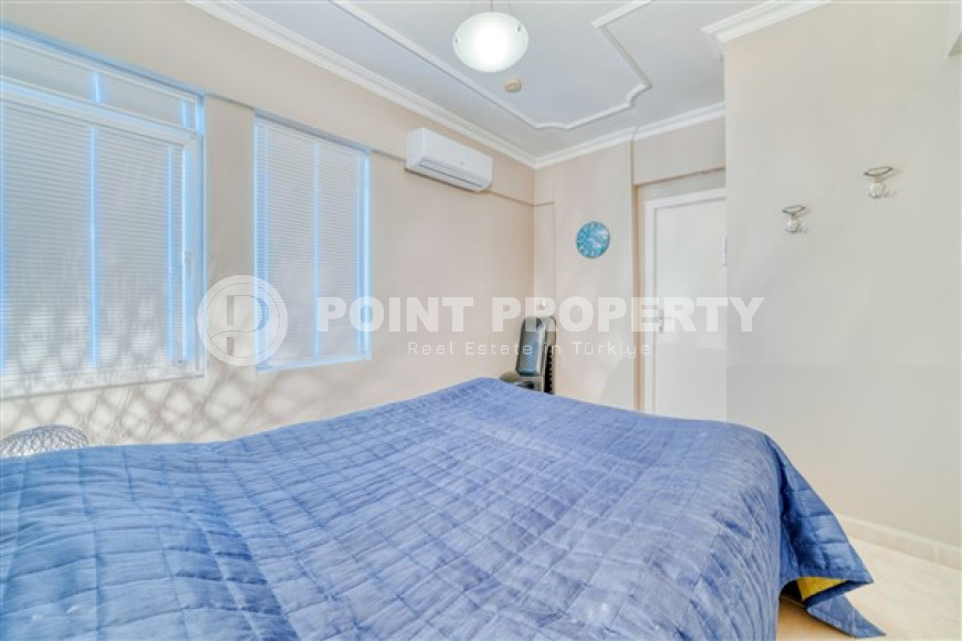 Светлая двухуровневая квартира с потрясающей локацией в 200 метрах от моря, центр Аланьи-id-4674-фото-8