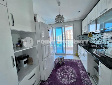 Дуплексные апартаменты 220 м2 с двумя балконами на верхнем этаже резиденции, район Тосмур-id-4675-фото-3