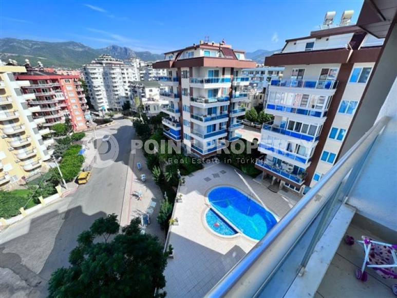 Дуплексные апартаменты 220 м2 с двумя балконами на верхнем этаже резиденции, район Тосмур-id-4675-фото-16