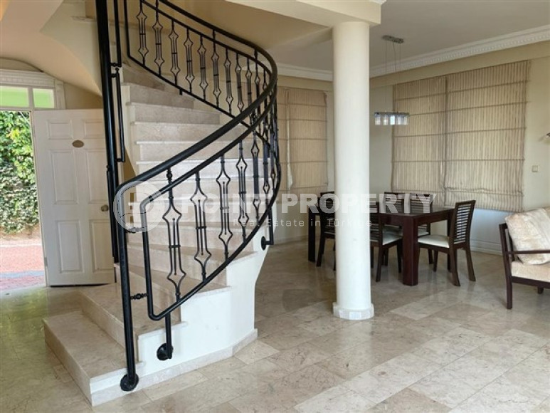 Комфортабельная дуплексная вилла 190 м2 на удалении от моря, район Каргыджак-id-4676-фото-4