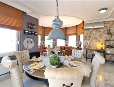 Роскошная вилла 3+1 с бассейном и садом в 750 метрах от пляжа и набережной.-id-4681-фото-3