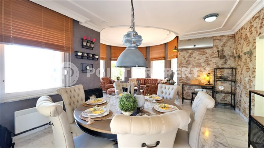 Роскошная вилла 3+1 с бассейном и садом в 750 метрах от пляжа и набережной.-id-4681-фото-3