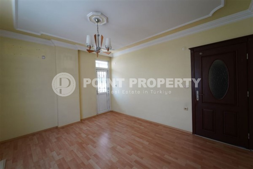 Spacious three bedroom apartment, 165m², in the very center of Alanya, 300m from the sea-id-1383-photo-11