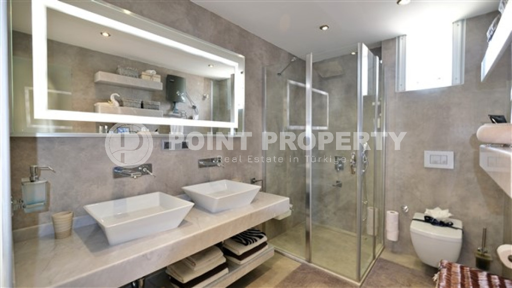 Роскошная вилла 3+1 с бассейном и садом в 750 метрах от пляжа и набережной.-id-4681-фото-13