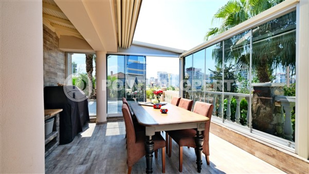 Роскошная вилла 3+1 с бассейном и садом в 750 метрах от пляжа и набережной.-id-4681-фото-15