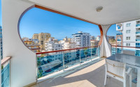 Bright, spacious apartment with good repair and modern design, 250 meters from the beach and promenade.-id-4682-photo-9