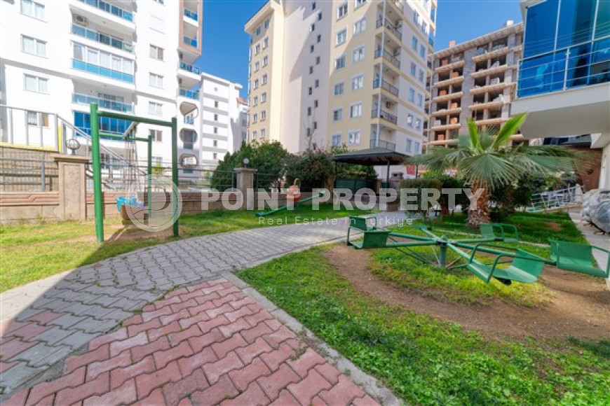 Bright, spacious apartment with good repair and modern design, 250 meters from the beach and promenade.-id-4682-photo-13