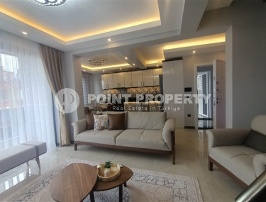 Stylish two-level apartment 3+2 on the 5th floor with an attic 300 meters from the sea.-id-4683-photo-1