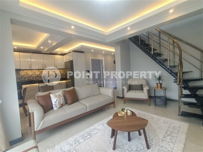 Стильная двухуровневая квартира 3+2 на 5-м этаже с мансардой в 300 метрах от моря.-id-4683-фото-5